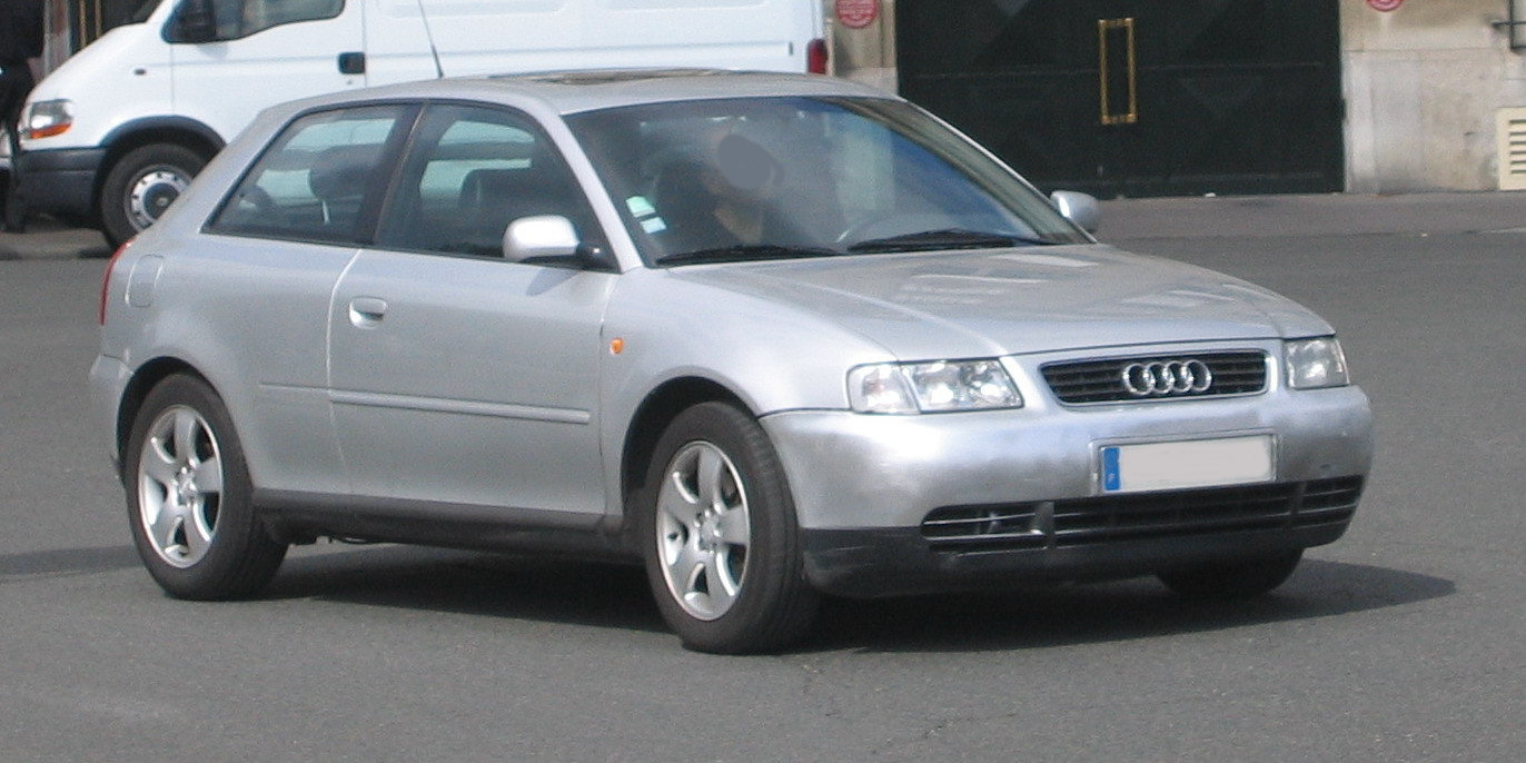 z AUDI A3 89